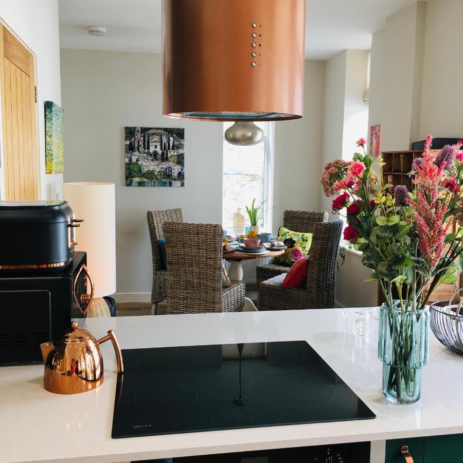 The Art Attic A Stylish Boutique Apartment 빌스웰즈 외부 사진