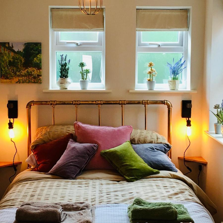 The Art Attic A Stylish Boutique Apartment 빌스웰즈 외부 사진