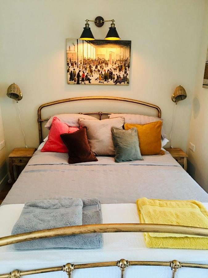 The Art Attic A Stylish Boutique Apartment 빌스웰즈 외부 사진